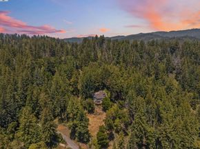 716 Dry Well Rd, Boulder Creek CA 95006