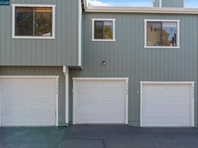 1160 Maywood Ln, Martinez CA 94553