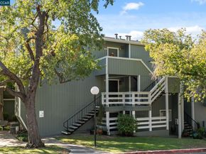 1160 Maywood Ln, Martinez CA 94553