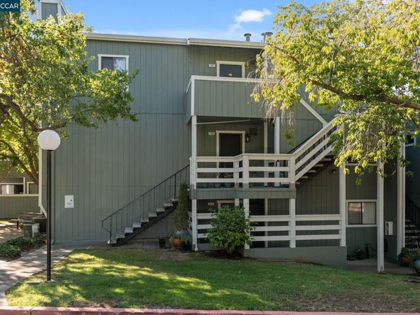 1160 Maywood Ln, Martinez CA 94553