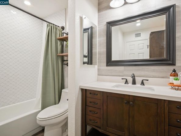 1160 Maywood Ln, Martinez CA 94553