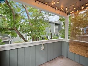 1160 Maywood Ln, Martinez CA 94553