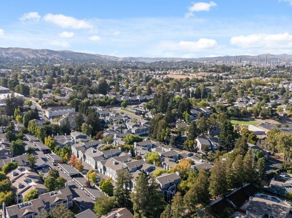 1160 Maywood Ln, Martinez CA 94553