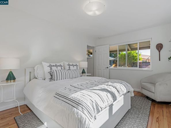142 Sequoyah View Dr, Oakland CA 94605