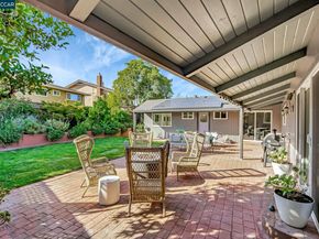 142 Sequoyah View Dr, Oakland CA 94605