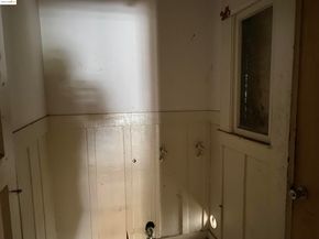 3654 39th Ave, Oakland CA 94619