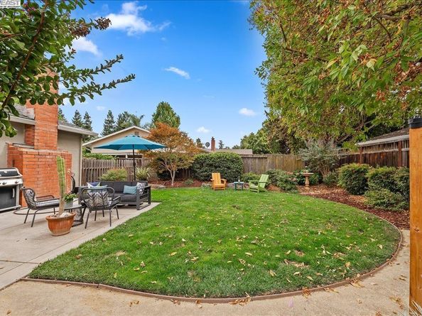 2474 Tanager Dr, Pleasanton CA 94566
