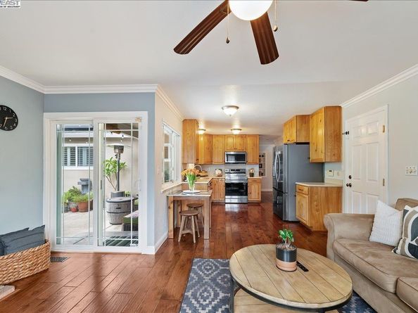 2474 Tanager Dr, Pleasanton CA 94566