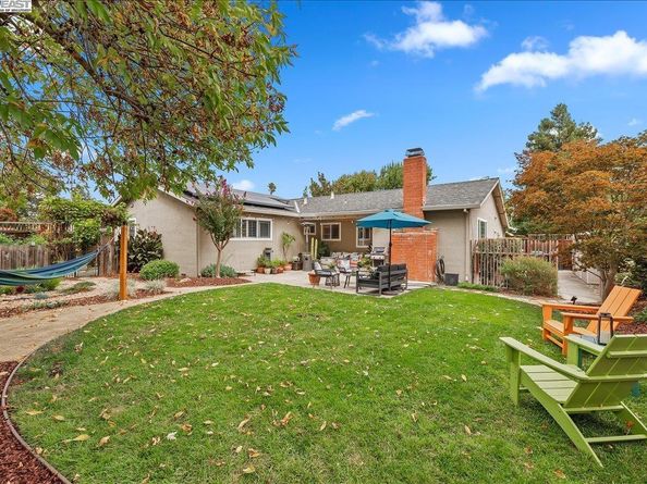 2474 Tanager Dr, Pleasanton CA 94566