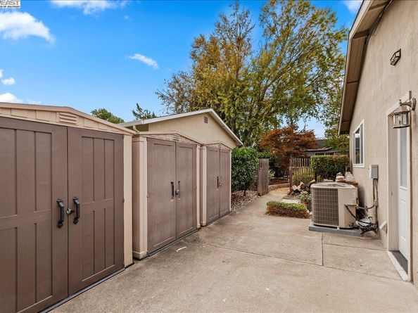 2474 Tanager Dr, Pleasanton CA 94566