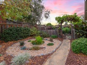 2474 Tanager Dr, Pleasanton CA 94566