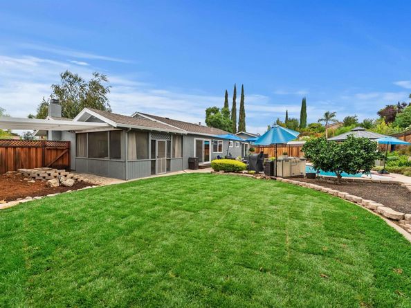 2276 Stonebridge Rd, Livermore CA 94550