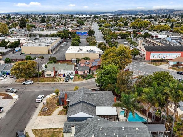 15102 Chapel Ct, San Leandro CA 94579