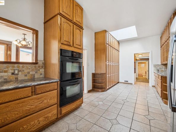 3427 Laguna Ave, Oakland CA 94602