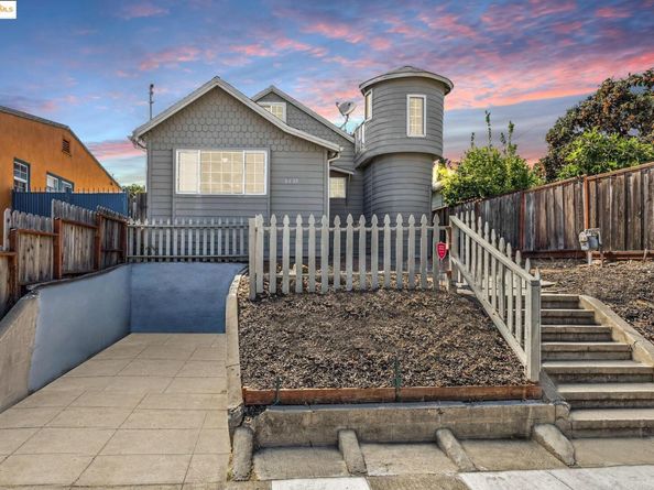 3427 Laguna Ave, Oakland CA 94602