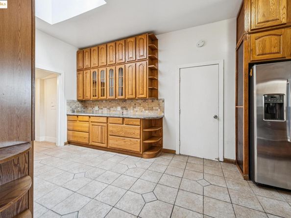 3427 Laguna Ave, Oakland CA 94602
