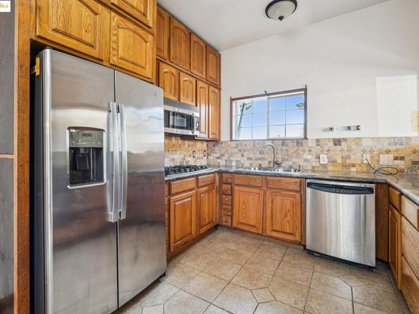 3427 Laguna Ave, Oakland CA 94602