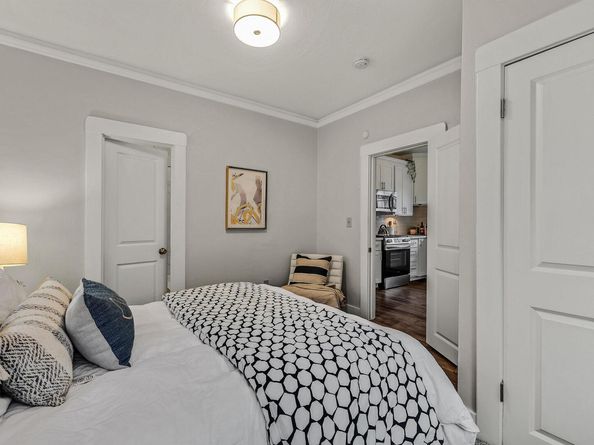 1641 E 20th Street, Oakland CA 94606