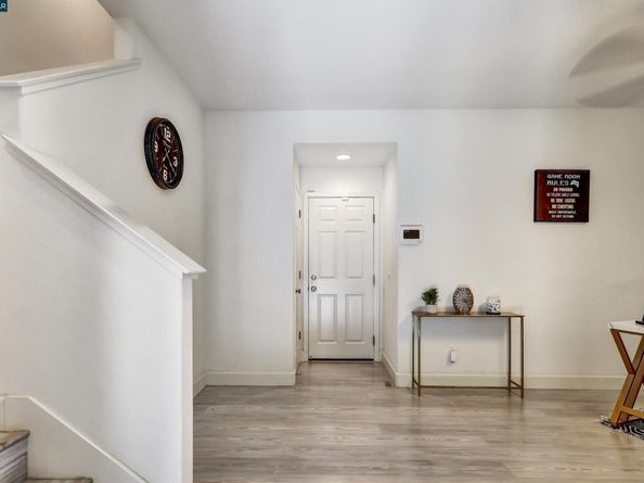 273 Sullivan Way, Hayward CA 94541
