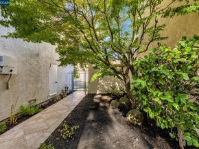 2150 Canyon Lakes Dr, San Ramon CA 94582