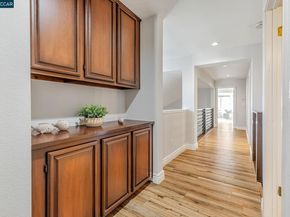 2150 Canyon Lakes Dr, San Ramon CA 94582