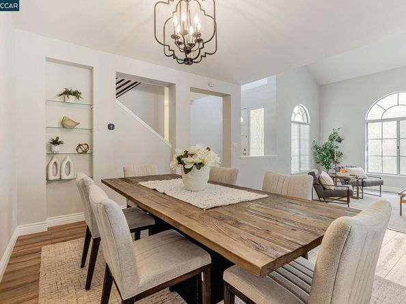 2150 Canyon Lakes Dr, San Ramon CA 94582