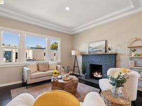 1092 Dwight Way, Berkeley CA 94710