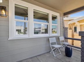 1092 Dwight Way, Berkeley CA 94710