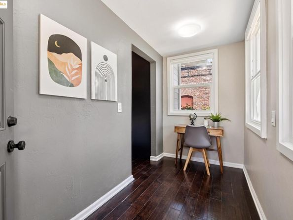 1092 Dwight Way, Berkeley CA 94710