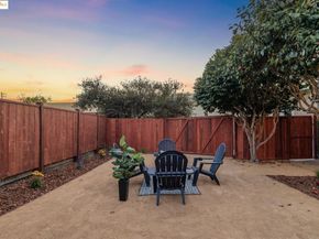 1092 Dwight Way, Berkeley CA 94710