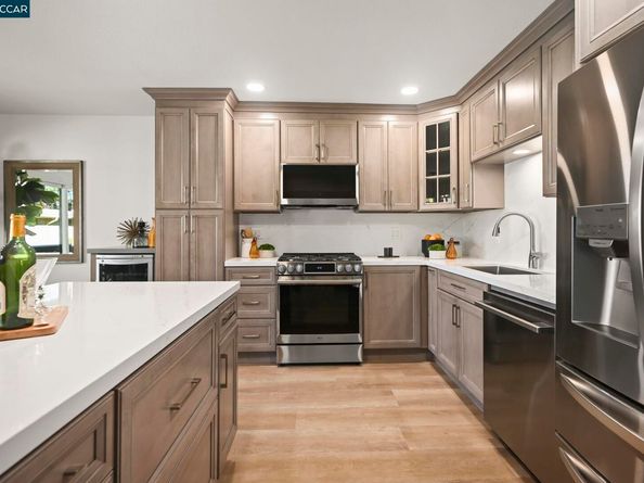 1508 Canyonwood Ct 12, Walnut Creek CA 94595