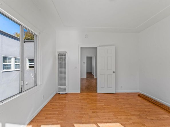 1148 E 15Th St, Oakland CA 94606