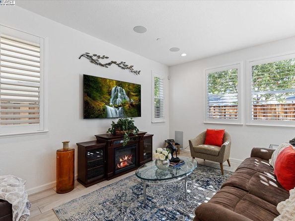 2105 Malbec Cmn, Livermore CA 94550