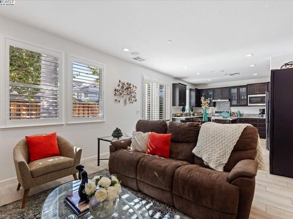 2105 Malbec Cmn, Livermore CA 94550