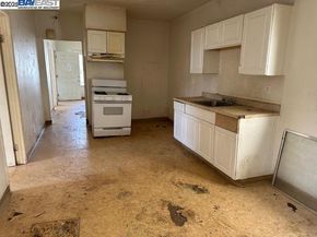 1024 50Th Ave, Oakland CA 94601