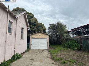 1024 50Th Ave, Oakland CA 94601