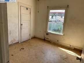 1024 50Th Ave, Oakland CA 94601