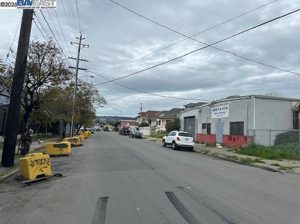 1024 50Th Ave, Oakland CA 94601