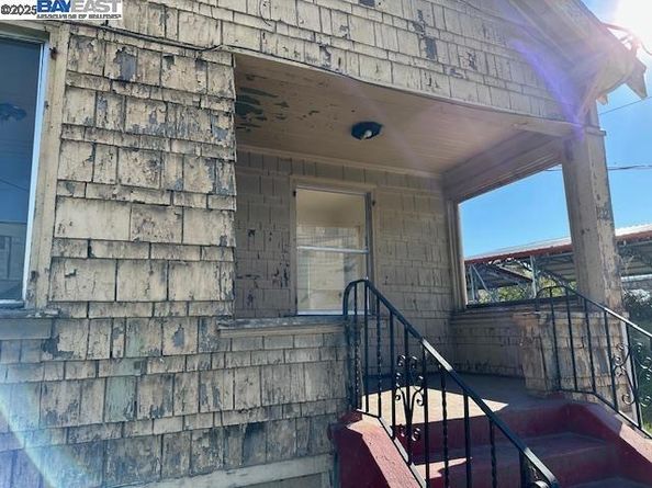 1024 50Th Ave, Oakland CA 94601