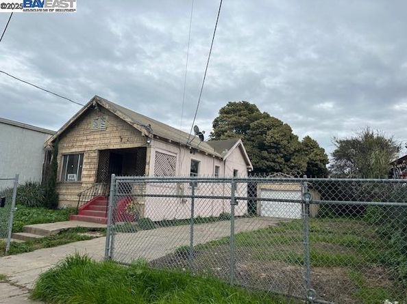 1024 50Th Ave, Oakland CA 94601