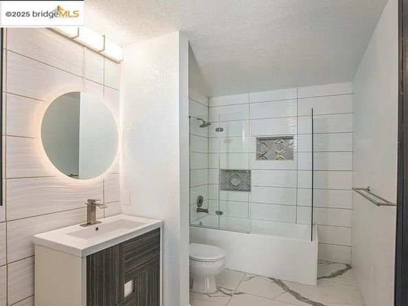 555 Pierce St 226, Albany CA 94706