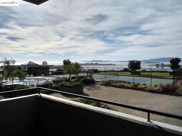 555 Pierce St 226, Albany CA 94706