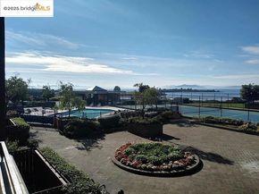 555 Pierce St 226, Albany CA 94706