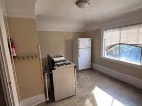 699 33Rd St, Oakland CA 94609