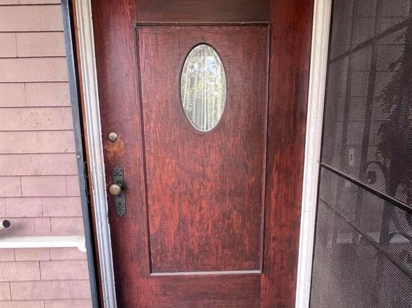 699 33Rd St, Oakland CA 94609