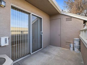 58 Trestle Dr, Hayward CA 94544