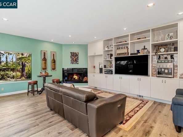 1834 Ivanhoe Ave, Lafayette CA 94549