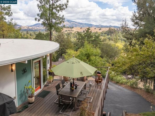 1874 Meadow Ln, Walnut Creek CA 94595