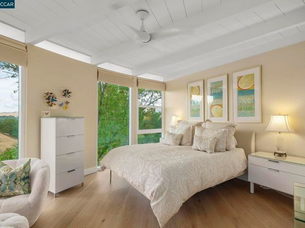 1874 Meadow Ln, Walnut Creek CA 94595
