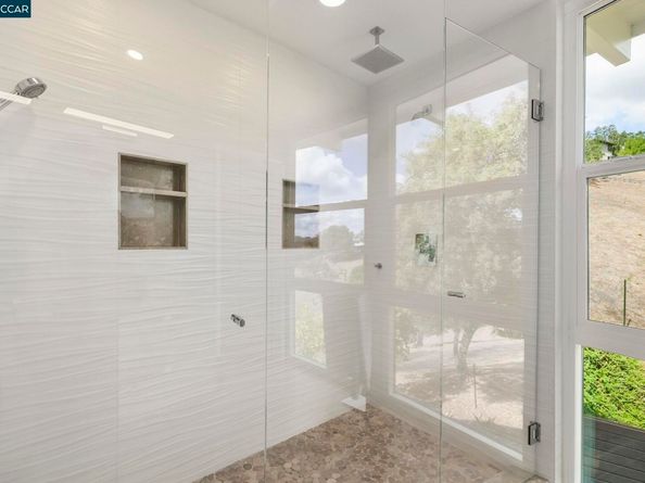 1874 Meadow Ln, Walnut Creek CA 94595